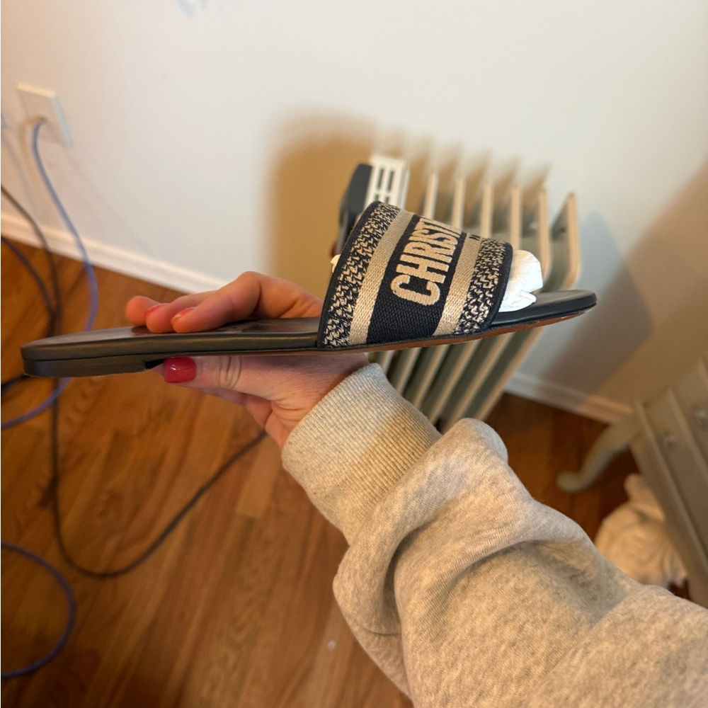 Christian Dior navy and cream Slides size 40 - Picture 3 of 14